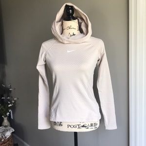 Nike Pro Hyperwarm Hoodie